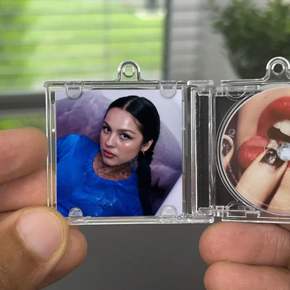 Guts Mini Album Keychain